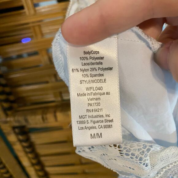 In Bloom by Jonquil Icy Blue Lace Satin Cami Shorts Set M Bridal Sleepwear - Picture 9 of 10